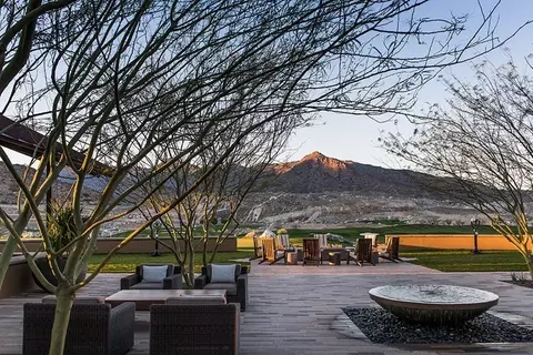Exterior - 20948 W Pasadena Ave, Buckeye, AZ 85396 photo 8 of 10