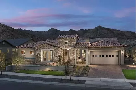 Exterior - 20948 W Pasadena Ave, Buckeye, AZ 85396 photo 3 of 10