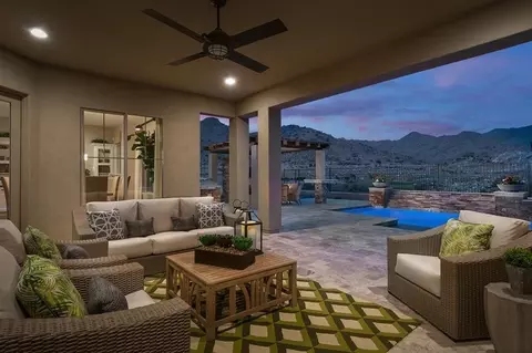 Exterior - 20948 W Pasadena Ave, Buckeye, AZ 85396 photo 9 of 10