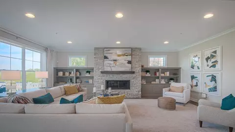 Living - 8774 Rosehaven Ln, Frederick, MD 21701 photo 1 of 2