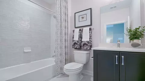 Bath - 8774 Rosehaven Ln, Frederick, MD 21701 photo 4 of 6