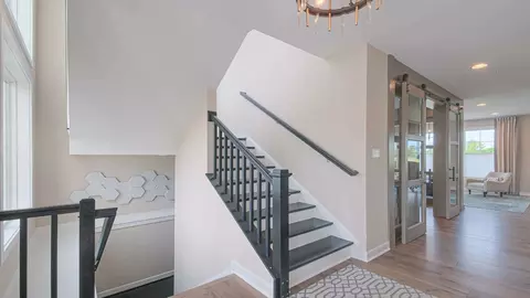 Entry Way - 8774 Rosehaven Ln, Frederick, MD 21701 photo 2 of 4