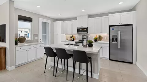 Kitchen - 500 Park Drive Unit #253, Carson, CA 90745 photo 1 of 6