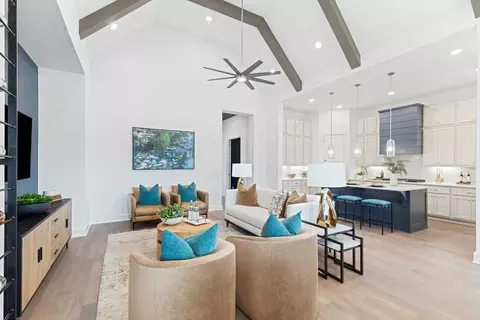 Living - 2000 Deveraux Ave, Van Alstyne, TX 75495 photo 3 of 9