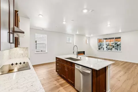 Living - 24323 13th Ave SE, Bothell, WA 98021 photo 4 of 6