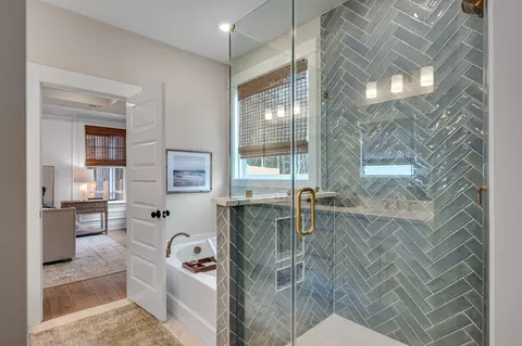 Bath - 219 Creek Pointe Dr, Moncks Corner, SC 29461 photo 10 of 12