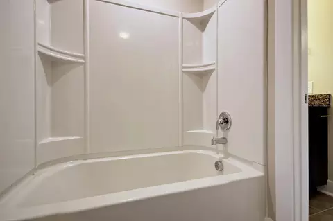 Bath - 219 Creek Pointe Dr, Moncks Corner, SC 29461 photo 6 of 12