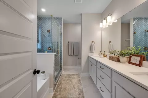 Bath - 219 Creek Pointe Dr, Moncks Corner, SC 29461 photo 11 of 12