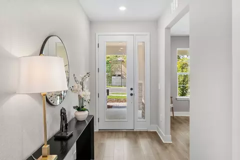 Entry Way - 4295 Darby Ct, Eustis, FL 32736 photo 1 of 4