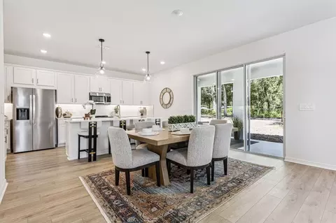 Dining - 4295 Darby Ct, Eustis, FL 32736 photo 4 of 4