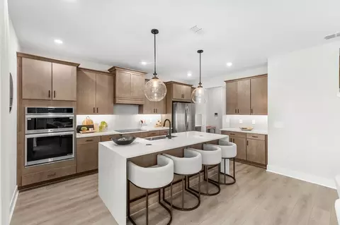 Kitchen - 4295 Darby Ct, Eustis, FL 32736 photo 1 of 7
