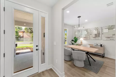 Entry Way - 4295 Darby Ct, Eustis, FL 32736 photo 1 of 3
