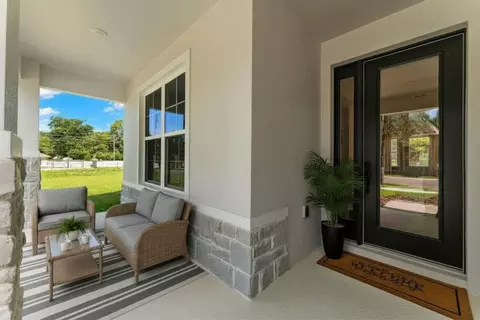 Exterior - 4295 Darby Ct, Eustis, FL 32736 photo 6 of 10