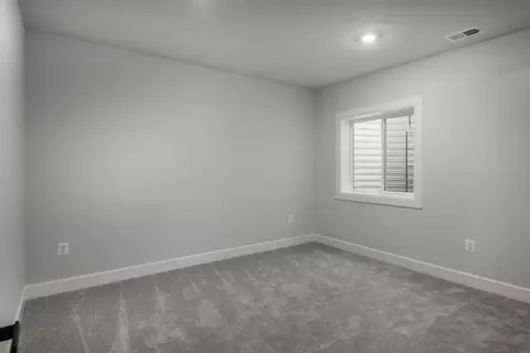 Bedroom - 1050 Worthington Rd, Exton, PA 19341 photo 9 of 11