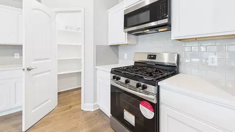 Kitchen - 206 High Ridge Rd, Duson, LA 70529 photo 3 of 9