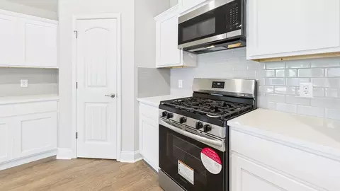 Kitchen - 206 High Ridge Rd, Duson, LA 70529 photo 2 of 9