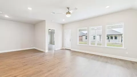 Living - 206 High Ridge Rd, Duson, LA 70529 photo 3 of 8