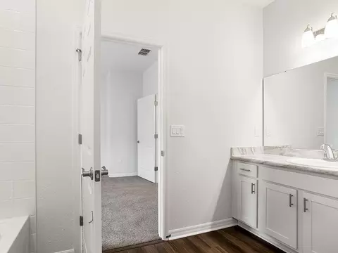 Bath - 5386 Duxford Cir, Saint Cloud, FL 34771 photo 1 of 3