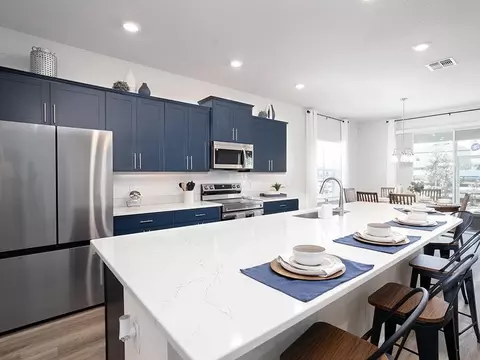 Kitchen - 5386 Duxford Cir, Saint Cloud, FL 34771 photo 5 of 5