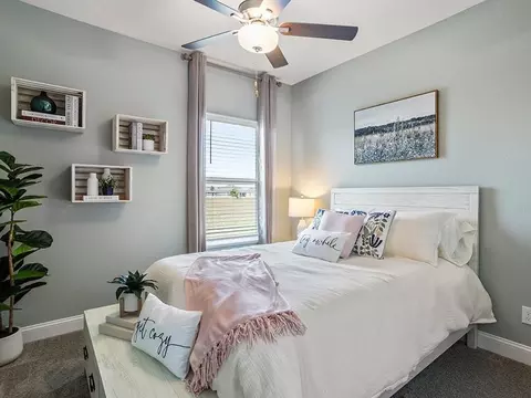 Bedroom - 5386 Duxford Cir, Saint Cloud, FL 34771 photo 5 of 5