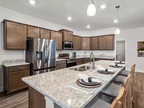 Kitchen - 5386 Duxford Cir, Saint Cloud, FL 34771 photo 3 of 5