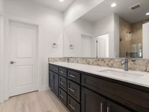 Bath - 1377 Vine Gate Rd Homesite 50, Carson City, NV 89701 photo 1 of 2