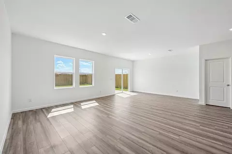 Living - 13112 Bending Creek Trl, Parrish, FL 34219 photo 3 of 5