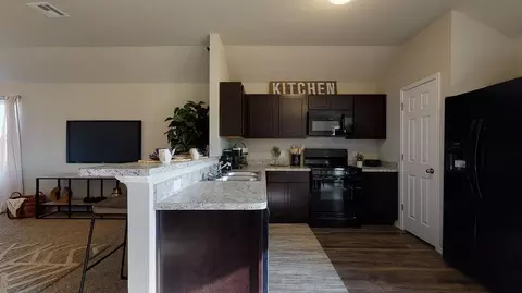 Kitchen - 102 Southfork Dr, Beebe, AR 72012 photo 1 of 5