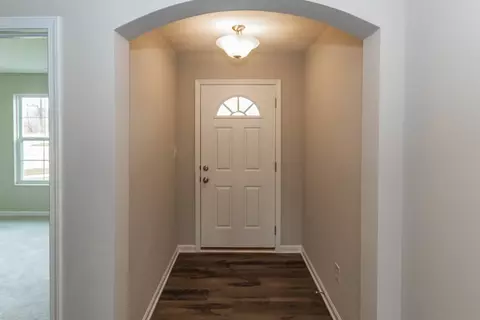 Entry Way - 102 Cherry Glen Way, Euharlee, GA 30145 photo 2 of 3