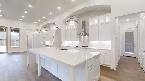 Kitchen - 317 Vale Run, Kyle, TX 78640 photo 2 of 4