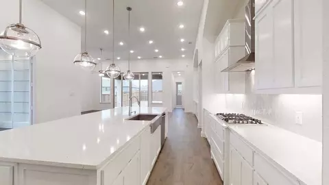 Kitchen - 317 Vale Run, Kyle, TX 78640 photo 4 of 4