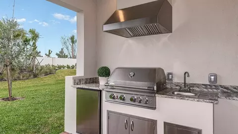 Kitchen - 1038 Top Minnow Rd, Saint Cloud, FL 34771 photo 66 of 94