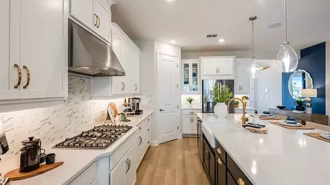 Kitchen - 1038 Top Minnow Rd, Saint Cloud, FL 34771 photo 18 of 94