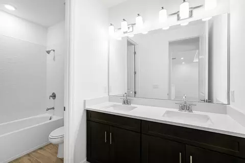 Bath - 1038 Top Minnow Rd, Saint Cloud, FL 34771 photo 11 of 78