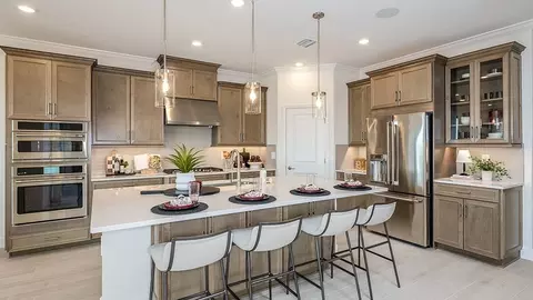 Kitchen - 1038 Top Minnow Rd, Saint Cloud, FL 34771 photo 11 of 94