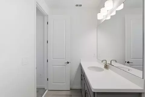 Bath - 1038 Top Minnow Rd, Saint Cloud, FL 34771 photo 35 of 78