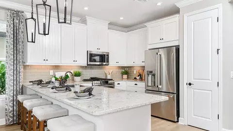 Kitchen - 1038 Top Minnow Rd, Saint Cloud, FL 34771 photo 67 of 94