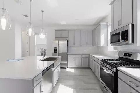 Kitchen - 1038 Top Minnow Rd, Saint Cloud, FL 34771 photo 54 of 94