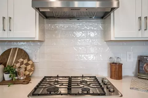 Kitchen - 1038 Top Minnow Rd, Saint Cloud, FL 34771 photo 40 of 94