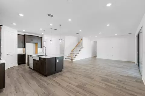 Living - 1038 Top Minnow Rd, Saint Cloud, FL 34771 photo 13 of 54