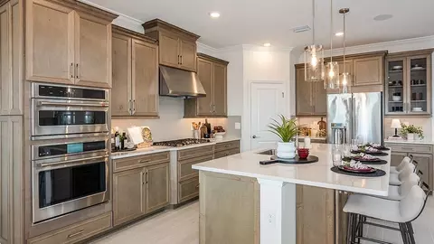 Kitchen - 1038 Top Minnow Rd, Saint Cloud, FL 34771 photo 10 of 94
