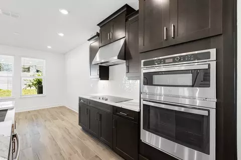 Kitchen - 1038 Top Minnow Rd, Saint Cloud, FL 34771 photo 25 of 94