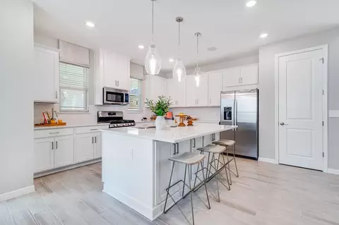Kitchen - 1038 Top Minnow Rd, Saint Cloud, FL 34771 photo 46 of 94