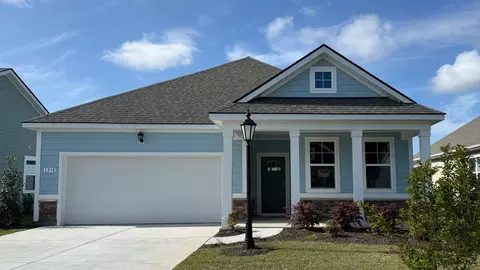 1218 Woodhouse Dr NW, Ash, NC 28420