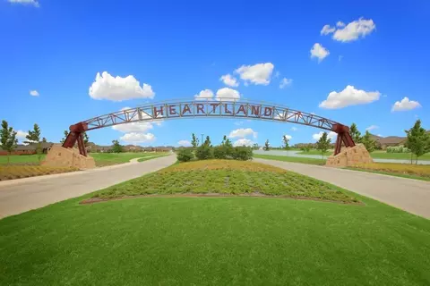 4117 Valley Mills Dr, Heartland, TX 75126