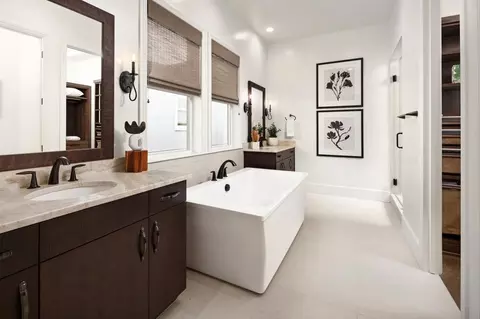 Bath - 7481 Rustic Sky Ct, Sparks, NV 89436 photo 2 of 2