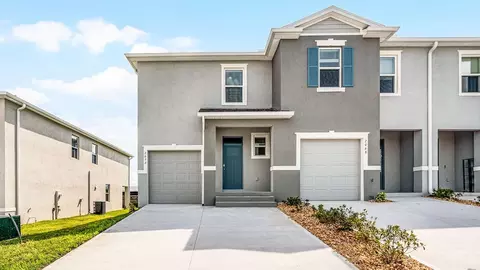 2630 Olympic Ct, Davenport, FL 33837