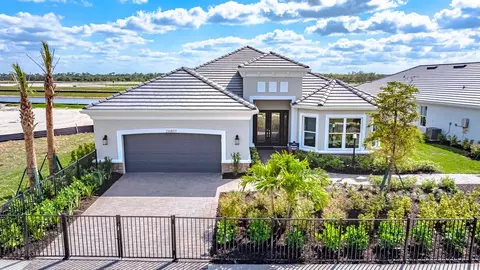 7817 Coral Sea Ln, Palmetto, FL 34221