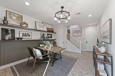 Entry Way - 4832 Las Positas Rd, Livermore, CA 94551 photo 2 of 4