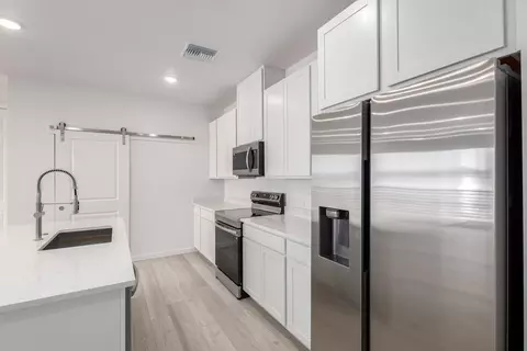 6153 N Ceylon St #BLDG 3, Denver, CO 80249